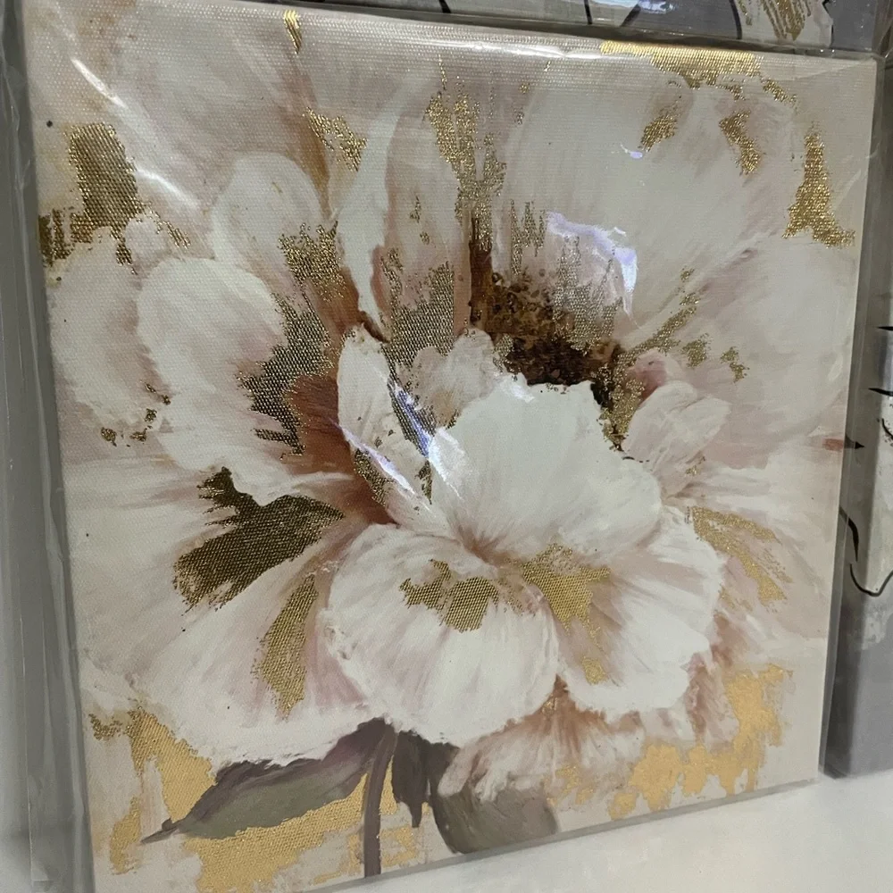 Metallic Floral wall decor - Picture 5 of 9